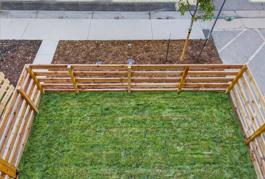 More Photos Of 832 Cherry St, Denver Apartments For Sale