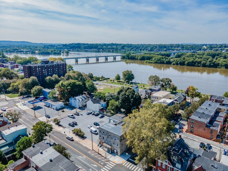 More Photos Of 1332 N 2nd St, Harrisburg Storefront Retail Residential For Sale