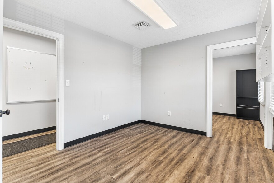 More Photos Of 6200 Fort Ave, Lynchburg Medical For Sale