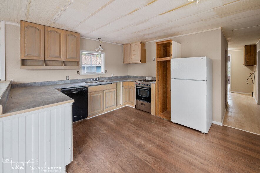 More Photos Of 810 NW Cedar Ave, Cedaredge Manufactured Housing Mobile Home Park For Sale