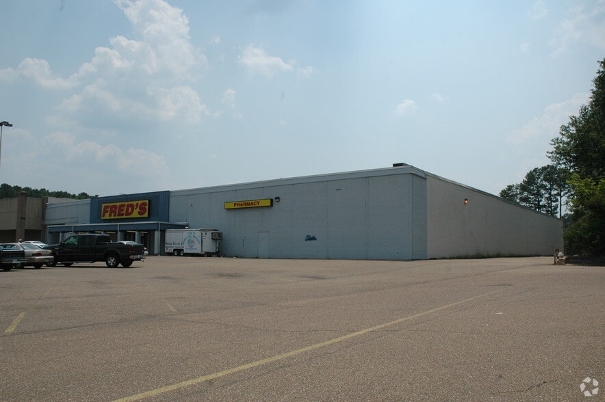 More Photos Of 2885-2899 Terry Rd, Jackson General Retail For Sale