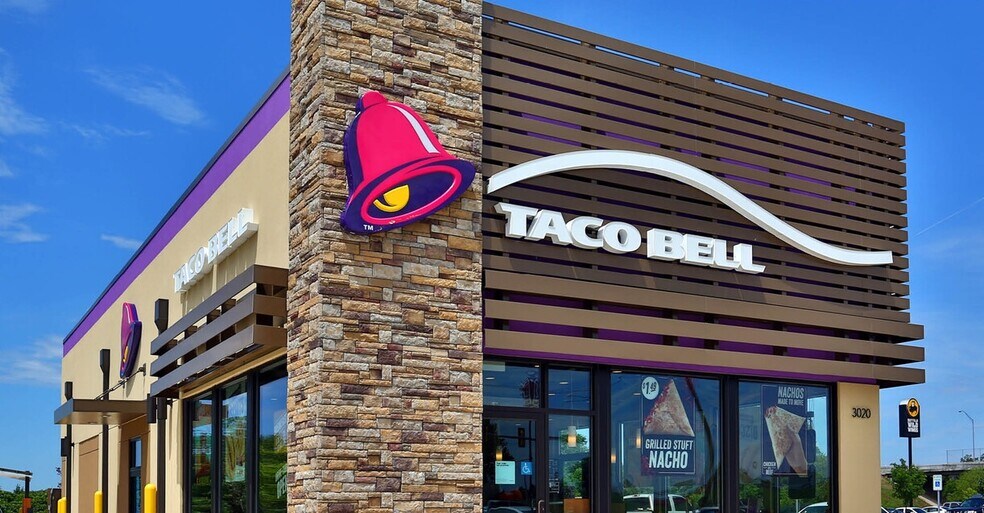 Primary Photo Of 921 W South Blvd, Montgomery Fast Food For Sale