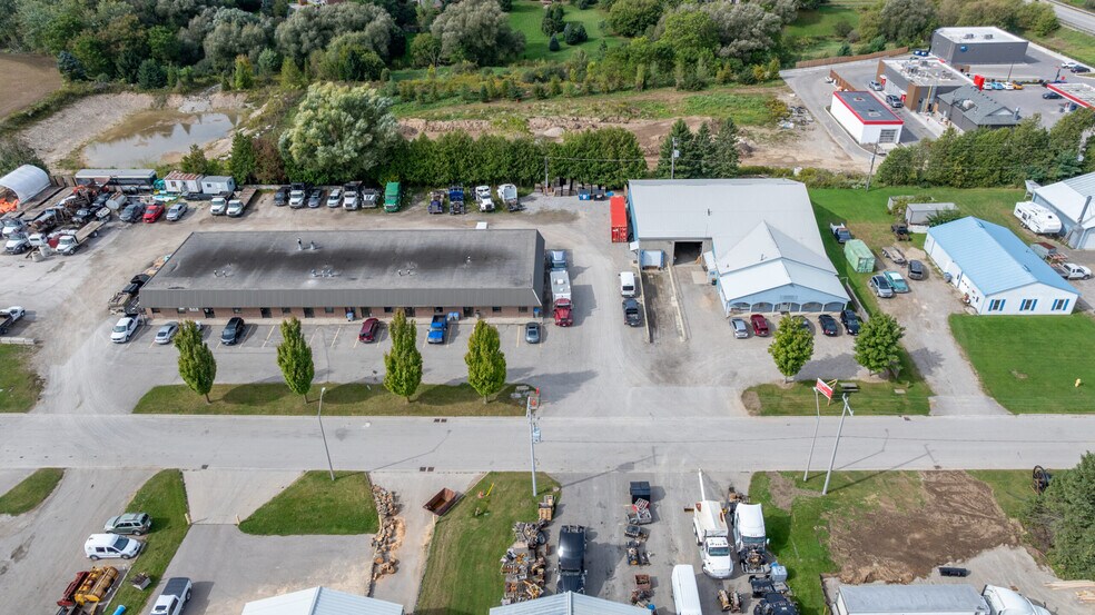 More Photos Of 7-19 Industrial Rd, St Marys Industrial For Sale