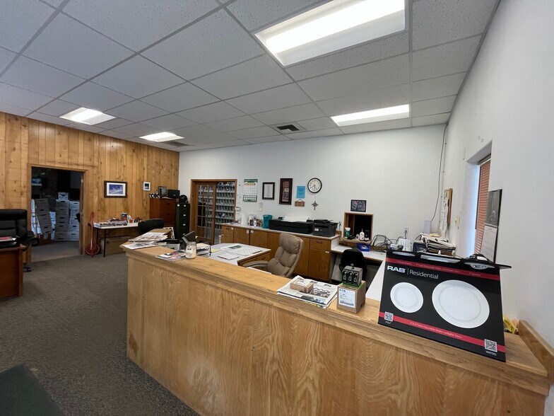 More Photos Of 1965 Highway 395 S, Chewelah Warehouse For Sale