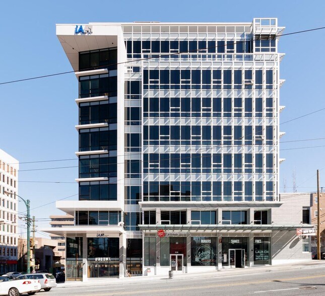 More Photos Of 988 W Broadway, Vancouver Office For Lease