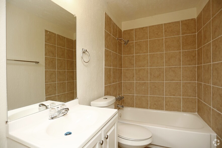 More Photos Of 4810 Gaston Ave, Dallas Apartments For Sale