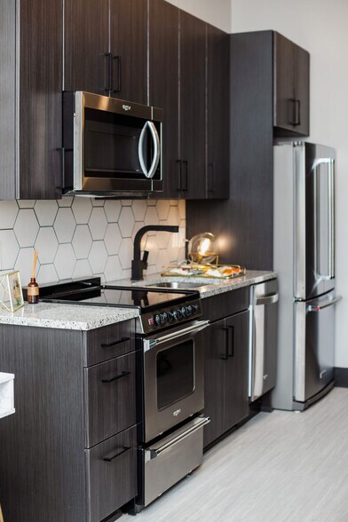 More Photos Of 1425 Winnifred St, Charlotte Apartments For Lease