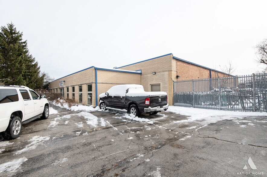 More Photos Of 1021 Maryland Ave, Dolton Manufacturing For Sale