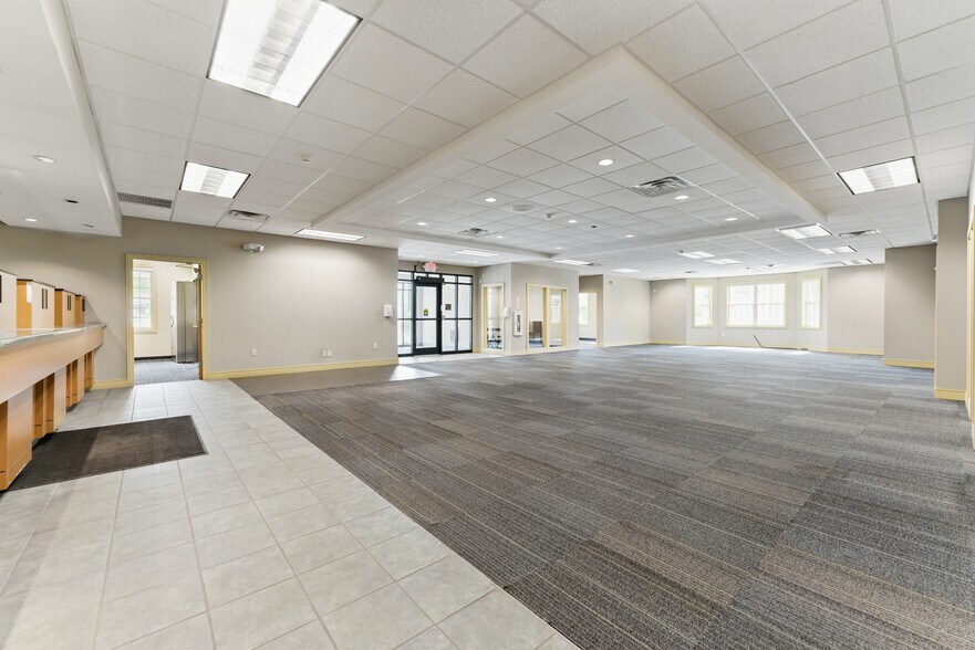 More Photos Of 460 Newton St, South Hadley General Retail For Sale