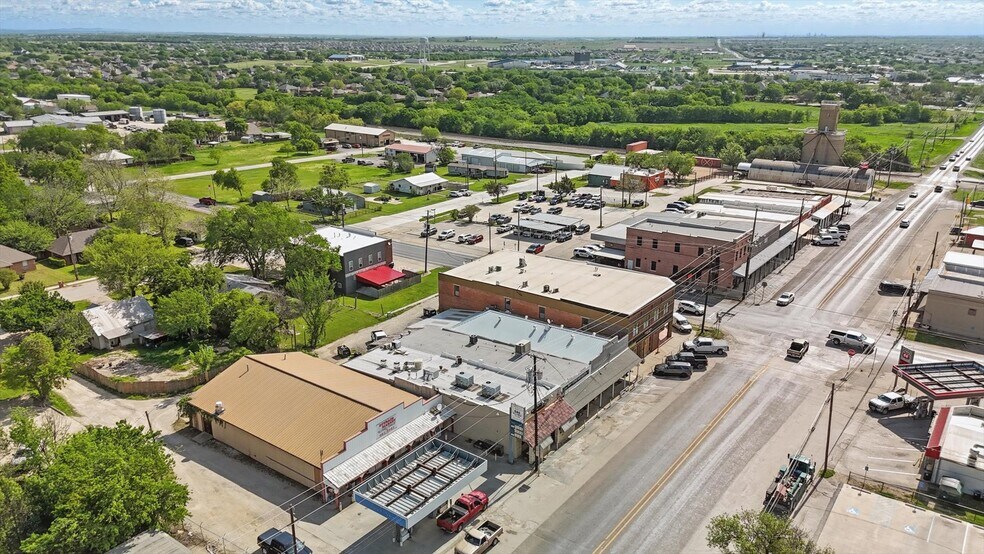 More Photos Of 206 W McCart St, Krum Storefront For Sale