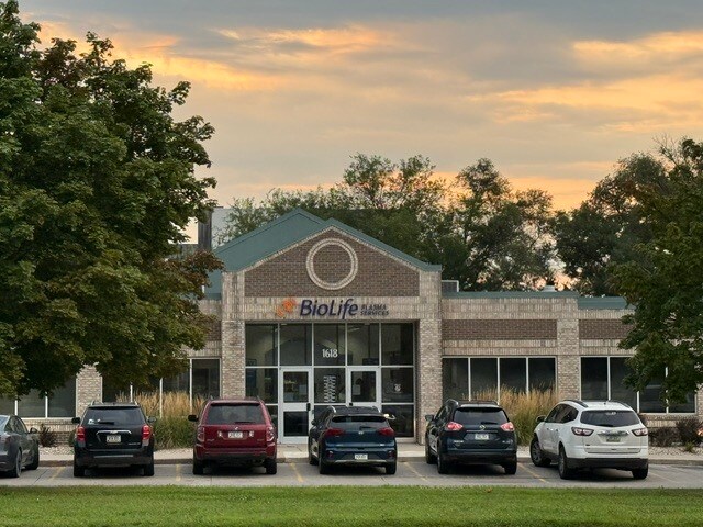 Primary Photo Of 1618 Golden Aspen Dr, Ames Medical For Lease