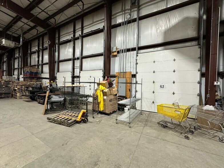 More Photos Of 2335 Union Rd, Cheektowaga Distribution For Lease