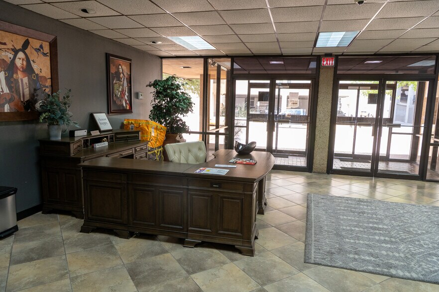 More Photos Of 125 W Missouri Ave, Midland Office For Lease