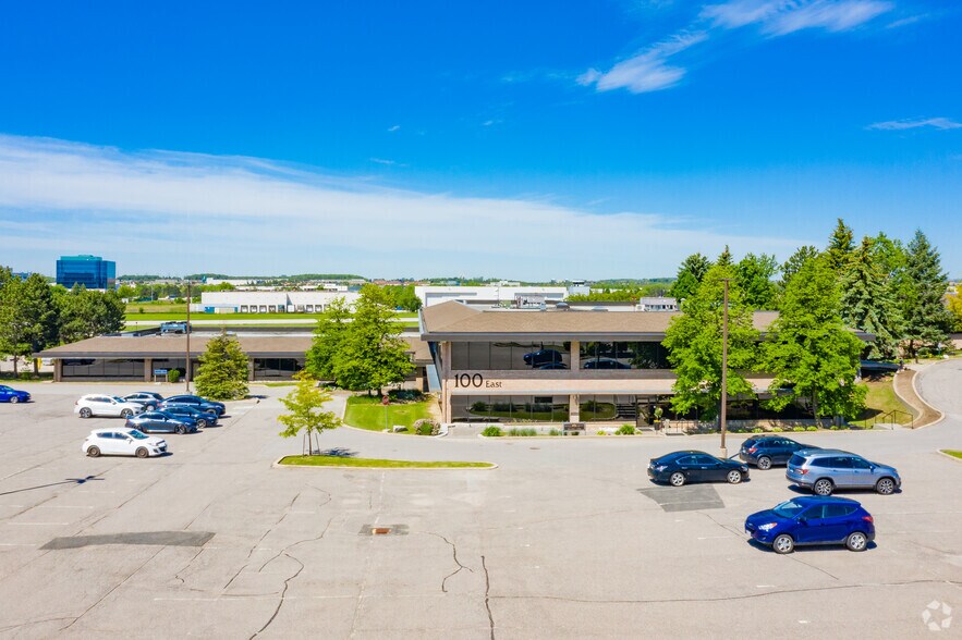 Primary Photo Of 100 Renfrew Dr, Markham Office For Lease