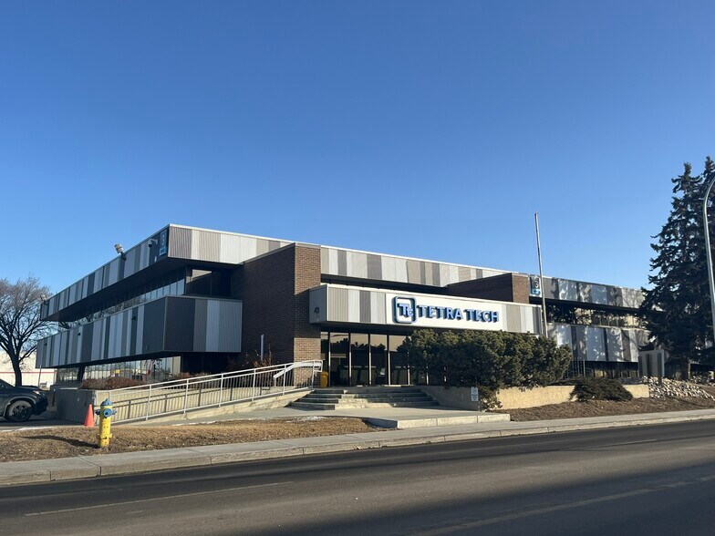 More Photos Of 15111 123 Ave, Edmonton Unknown For Lease