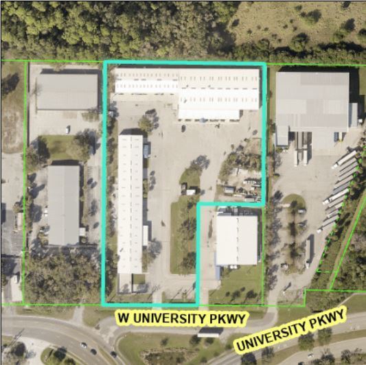 More Photos Of 1657 University Pky, Sarasota Unknown For Lease