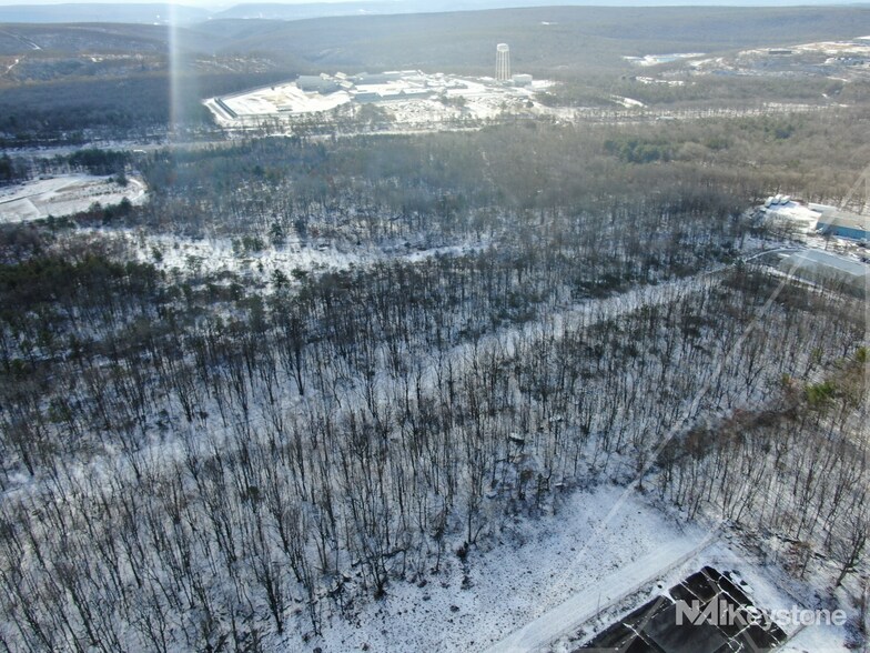 More Photos Of 178 Industrial Rd, Frackville Flex For Sale