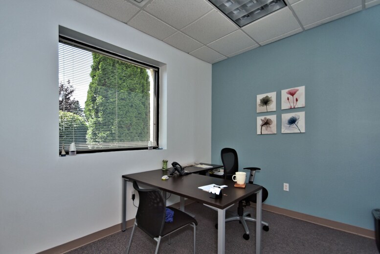 More Photos Of 12 Penns Trl, Newtown Medical For Lease