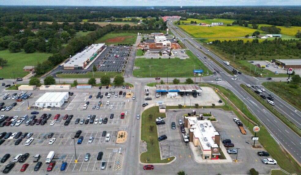 More Photos Of 14637 Highway 231 431 N, Hazel Green Fast Food For Sale