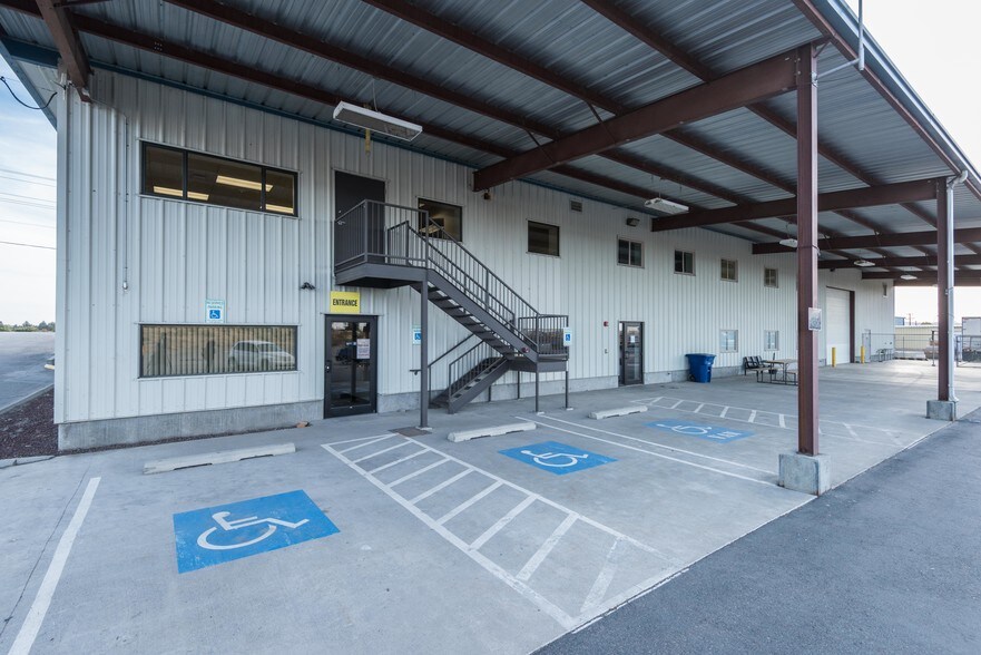 More Photos Of 1992 Saint St, Richland Flex For Sale