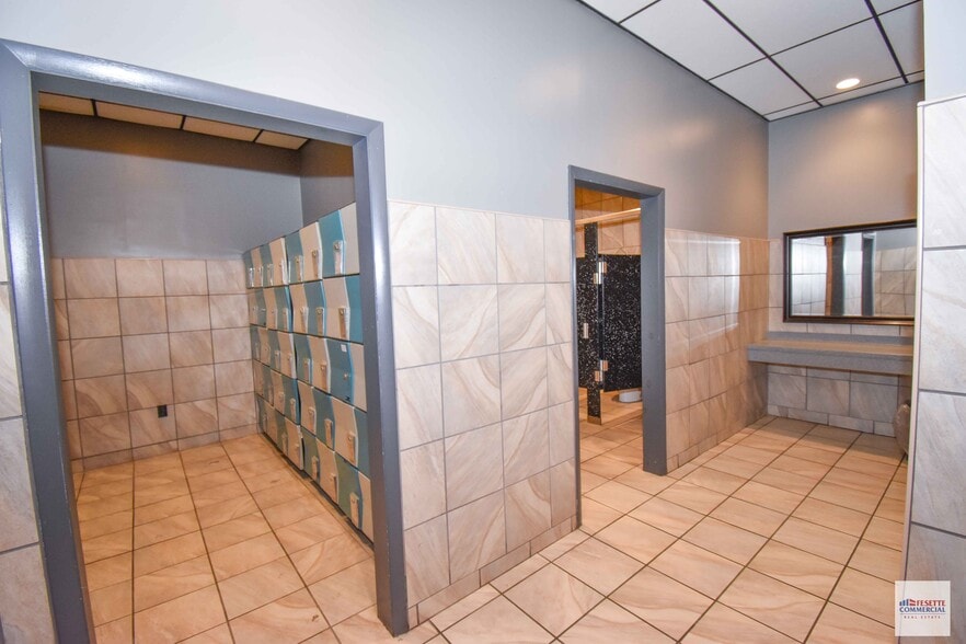 More Photos Of 28 N Bowl Ln, Plattsburgh Sports And Entertainment For Sale