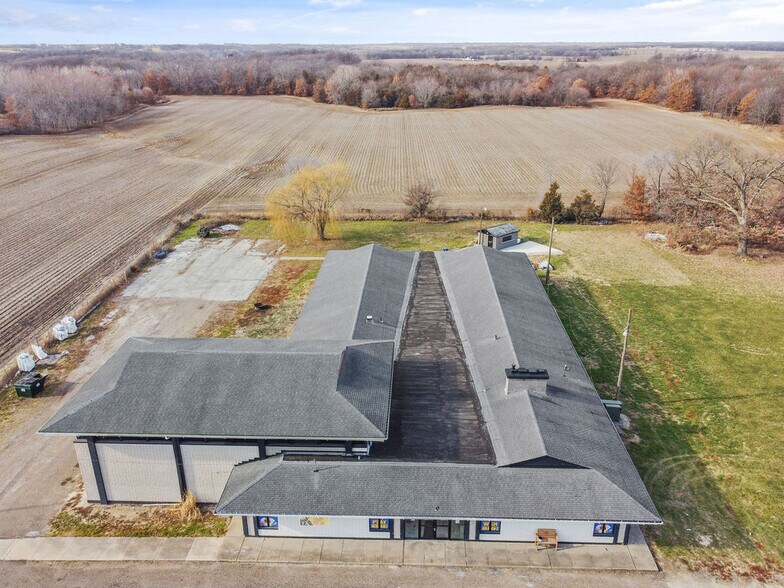 More Photos Of 307 N Main St, Loraine Lodge Meeting Hall For Sale