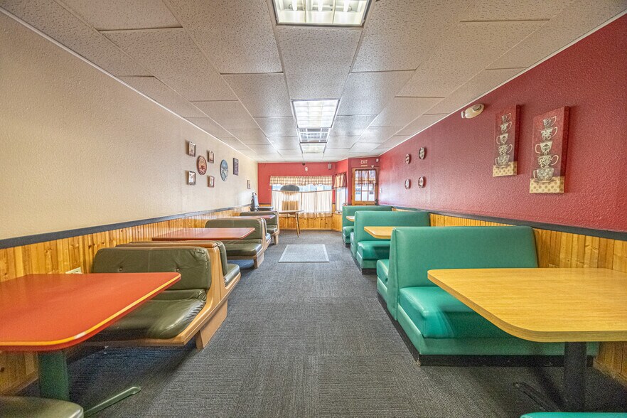 More Photos Of 322 Denver Ave, Fort Lupton Restaurant For Sale