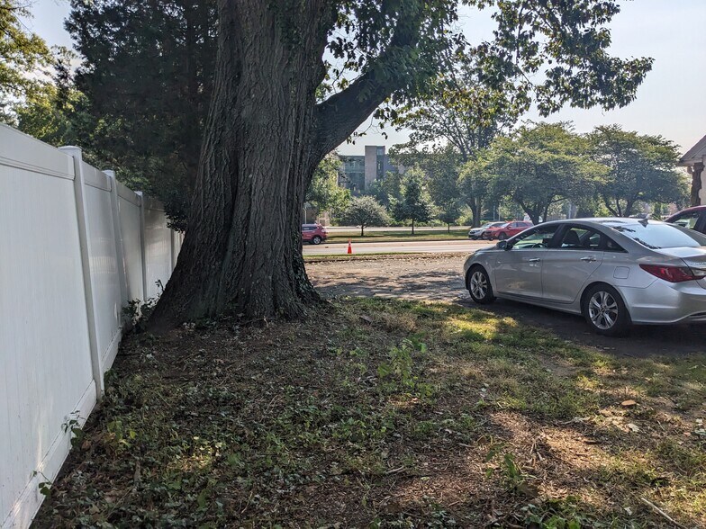 More Photos Of 1000 Old York Rd, Abington Office Residential For Sale