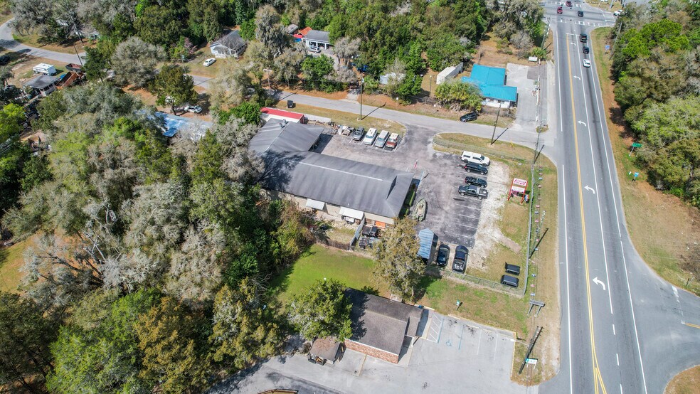 More Photos Of 982 E Hartshorn Ln, Holder Auto Repair For Sale
