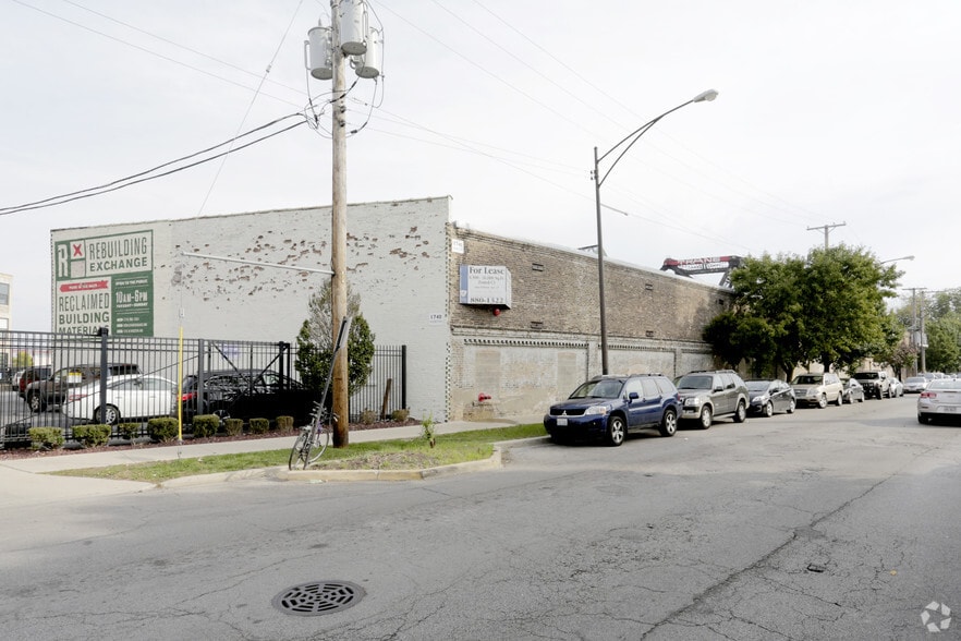 More Photos Of 1740 W Webster Ave, Chicago Light Manufacturing For Lease