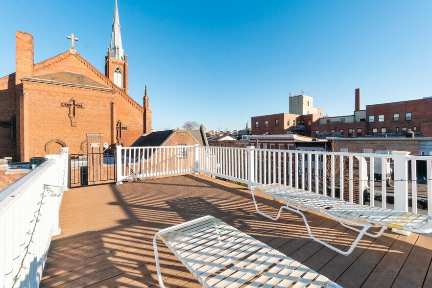 More Photos Of 1133 Light St, Baltimore Storefront Retail Office For Sale