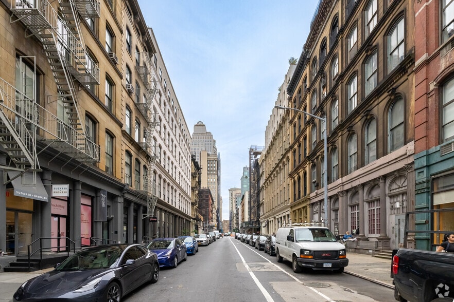 More Photos Of 96-102 Reade St, New York Apartments For Lease