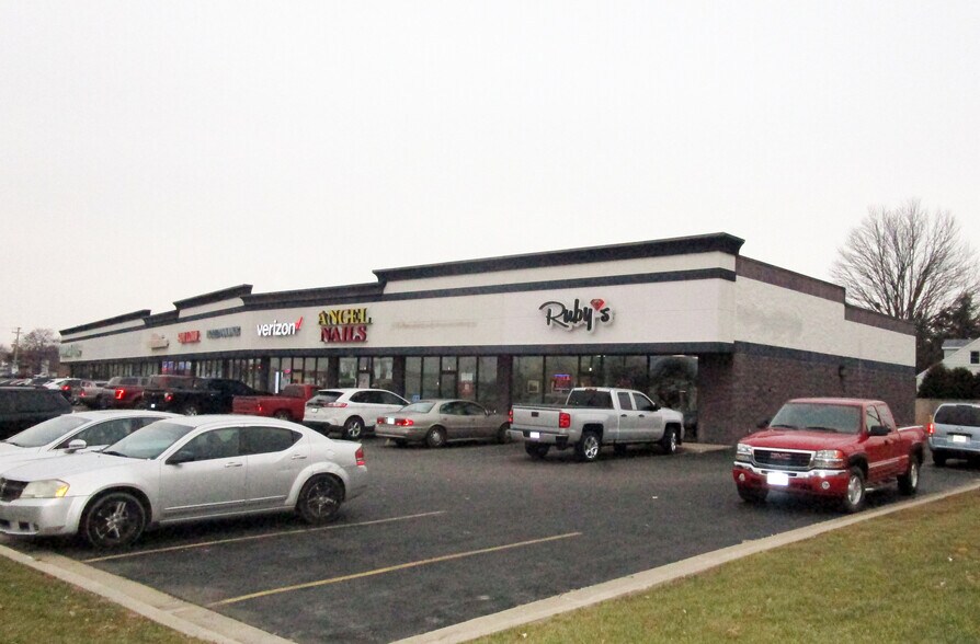 More Photos Of 150 E South St, Kewanee Unknown For Lease