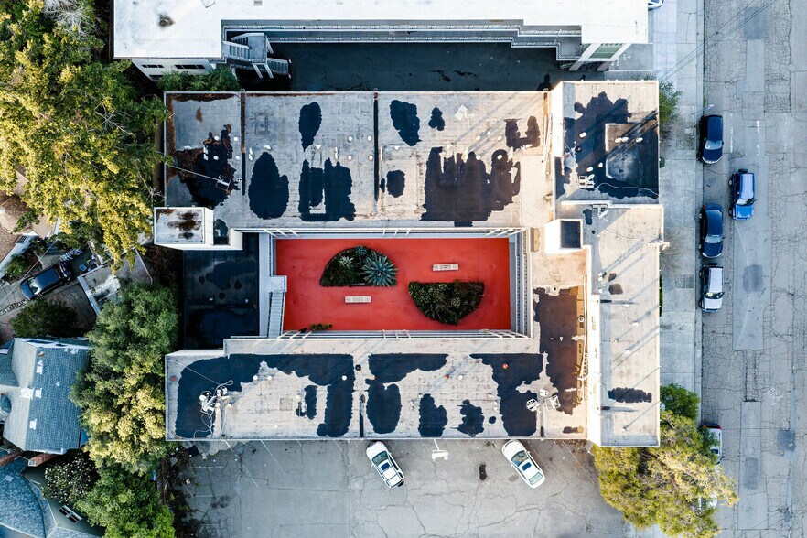 More Photos Of 3525 Dimond Ave, Oakland Apartments For Sale