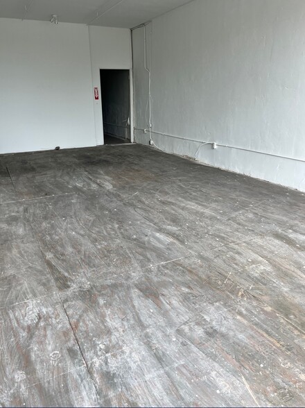 More Photos Of 2192-2194 National Ave, San Diego Storefront Retail Residential For Lease