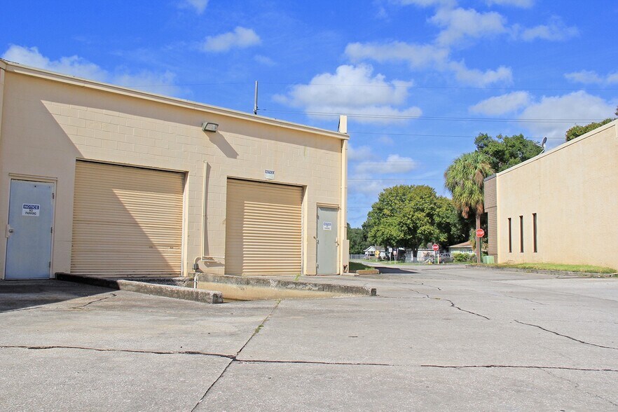 More Photos Of 4801 George Rd, Tampa Unknown For Lease