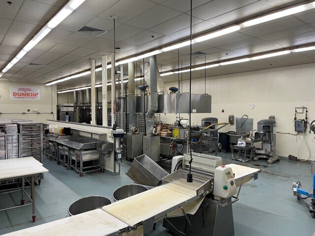 More Photos Of 19 Blanchard St, Lawrence Food Processing For Lease