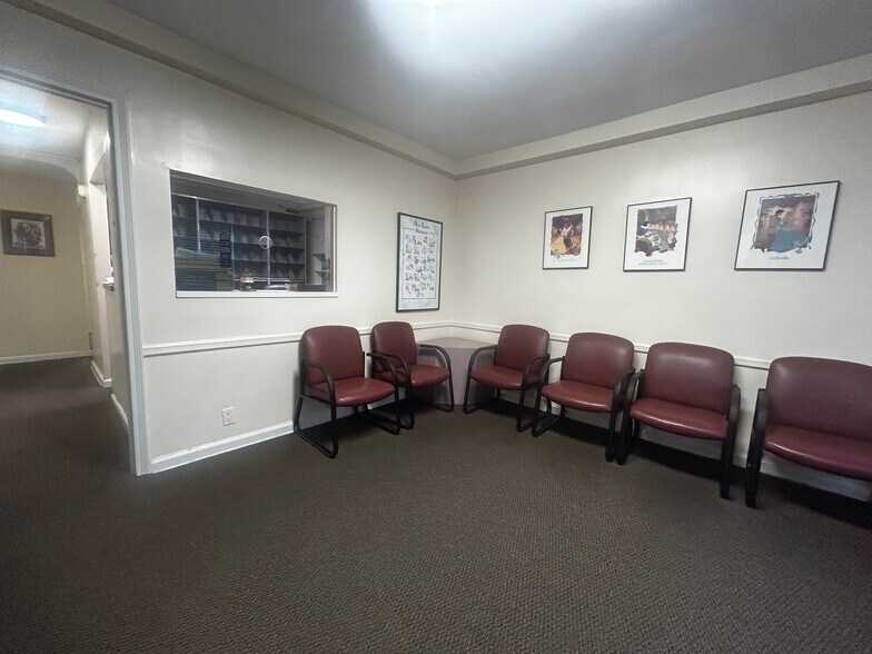 More Photos Of 8314 4th Ave, Brooklyn Office Residential For Lease