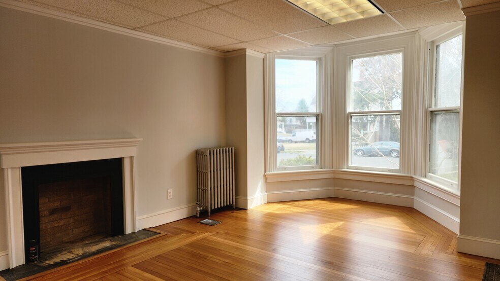 More Photos Of 28 Franklin Pl, Morristown Medical For Lease