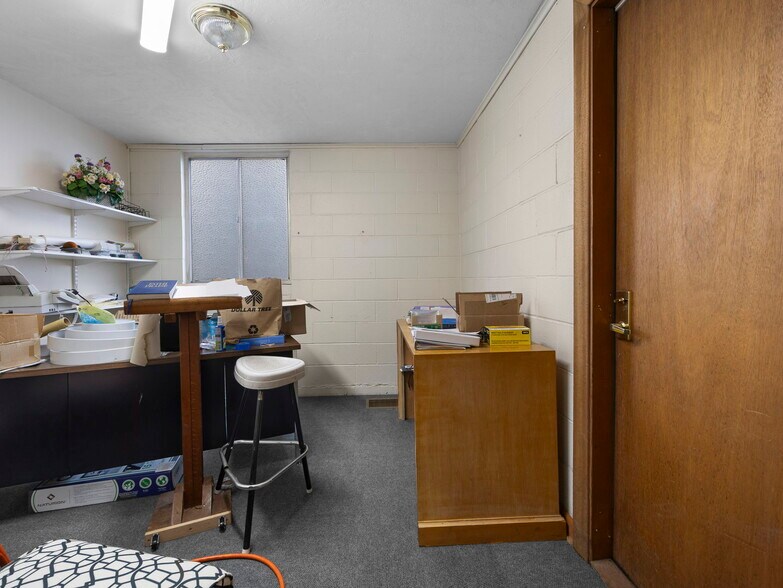 More Photos Of 39590 Pioneer blvd, Sandy Religious Facility For Sale
