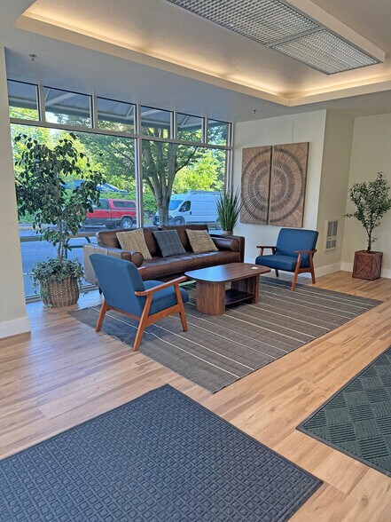 Primary Photo Of 128 SW 10th Ave, Olympia Office For Lease