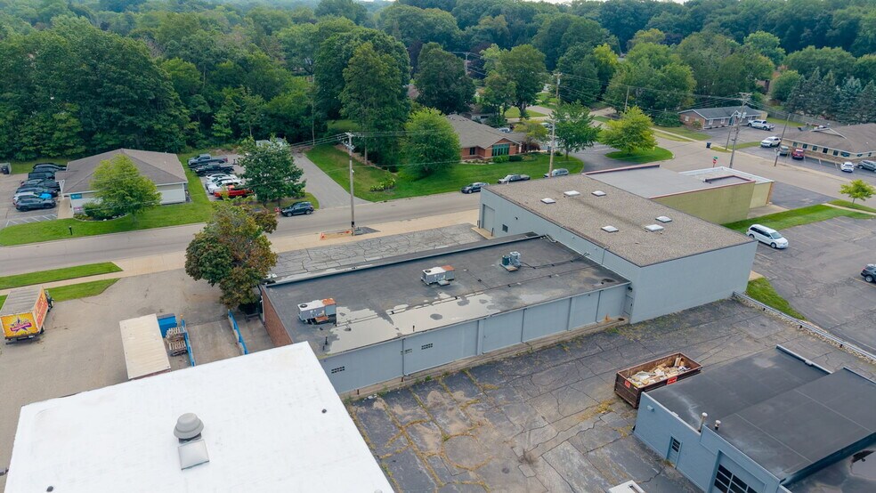 More Photos Of 850 Maple Ave, Holland Industrial For Sale