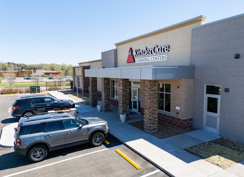 More Photos Of 7761 Amana Trl, Inver Grove Heights General Retail For Sale