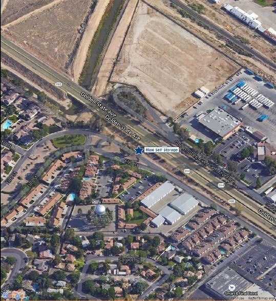More Photos Of 1831 Golden State Ave, Bakersfield Self Storage For Lease