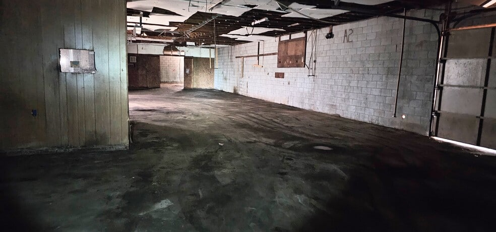More Photos Of 3405 Historic Highway 17, Martin Flex For Sale