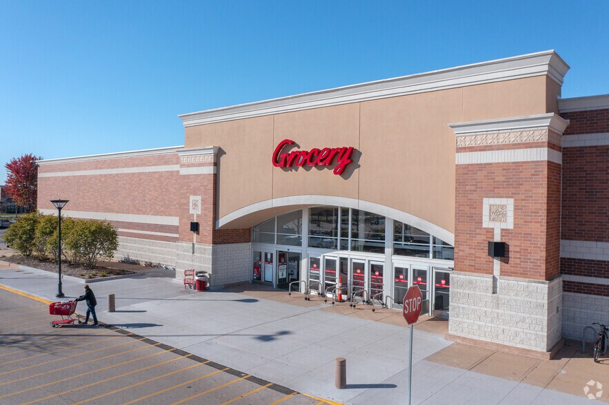 More Photos Of 702-750 S Randall Rd, Algonquin Unknown For Lease
