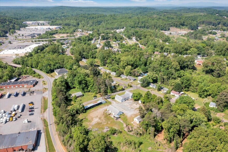 More Photos Of 1687 Stultz Rd, Martinsville Specialty For Sale