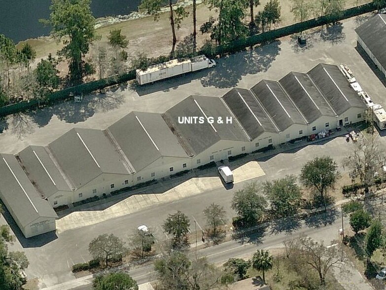 More Photos Of 555 8th St, Daytona Beach Distribution For Sale