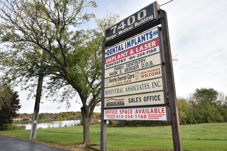 More Photos Of 7400 W Brown Deer Rd, Milwaukee Office For Sale