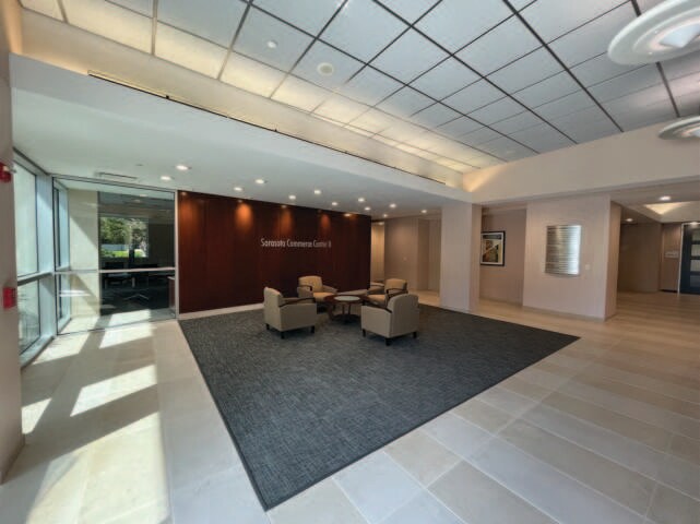 More Photos Of 101 Paramount Dr, Sarasota Business Park For Sale